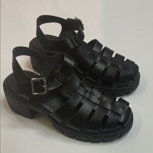 Madden NYC Fisherman Block Heel Sandals Chunky Lug Sole Size 7